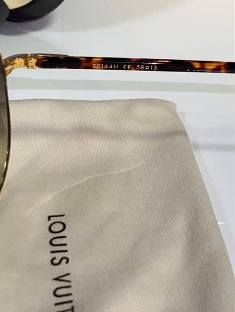 LOUIS VUITTON ルイヴィトン コンスピラシオン パイロットサングラス
