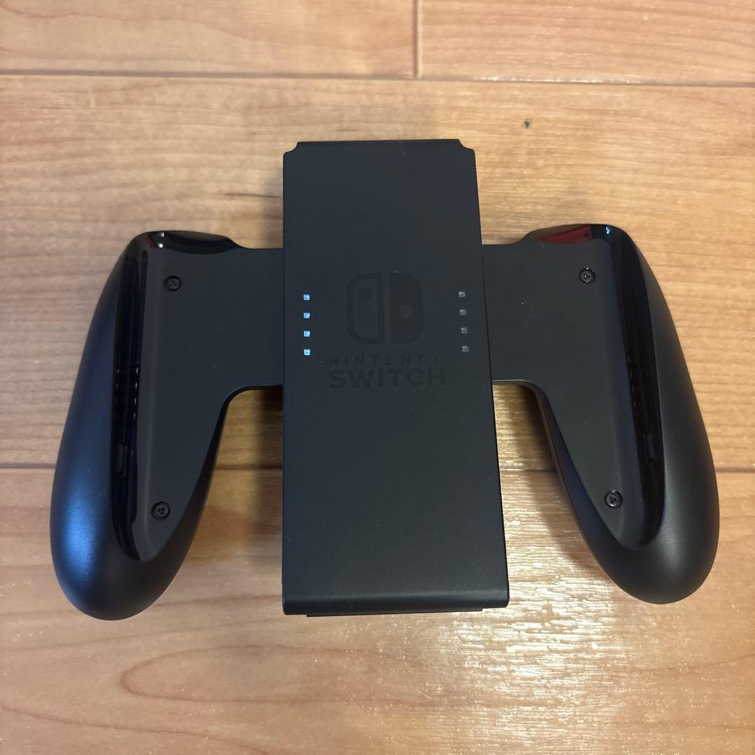 Nintendo Switch本体+ホリパッド×2