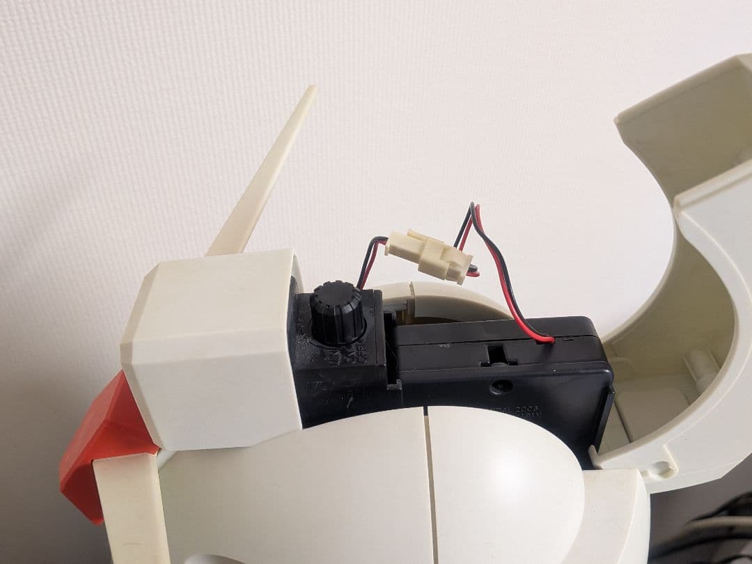 機動戦士ガンダムDVD-BOX RX-78-2ヘッド付限定版 初回限定生産商品