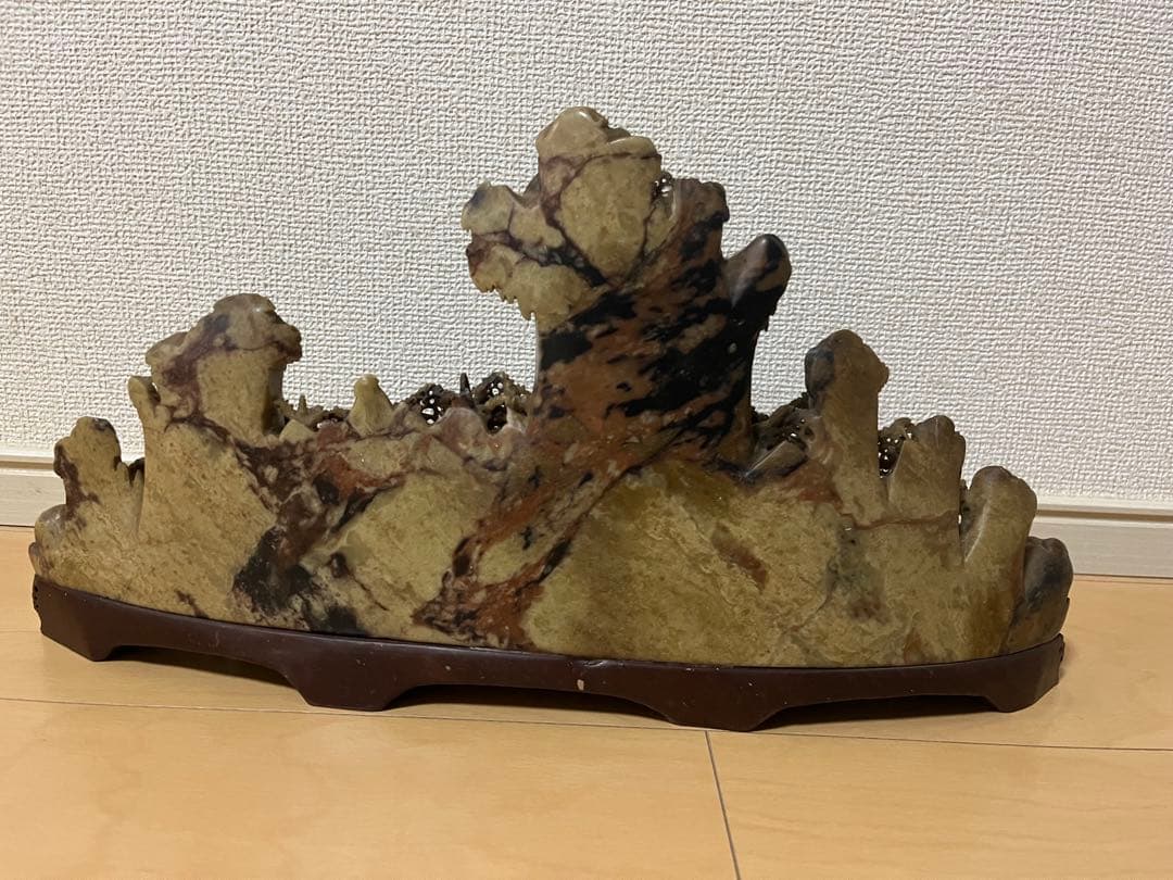 寿山石　風景彫刻