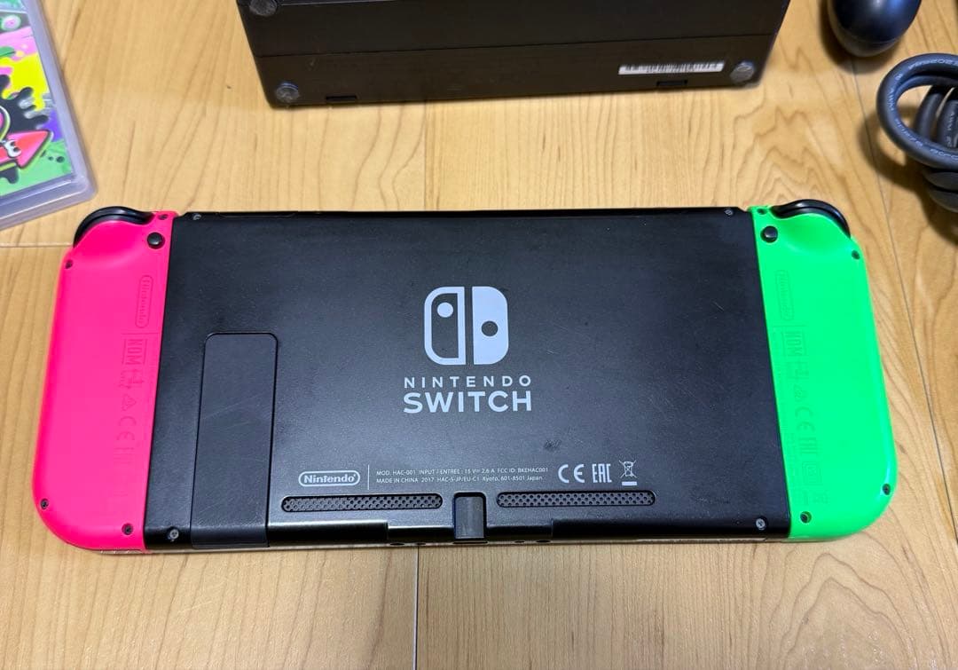 Nintendo Switch 本体　スプラトゥーン2