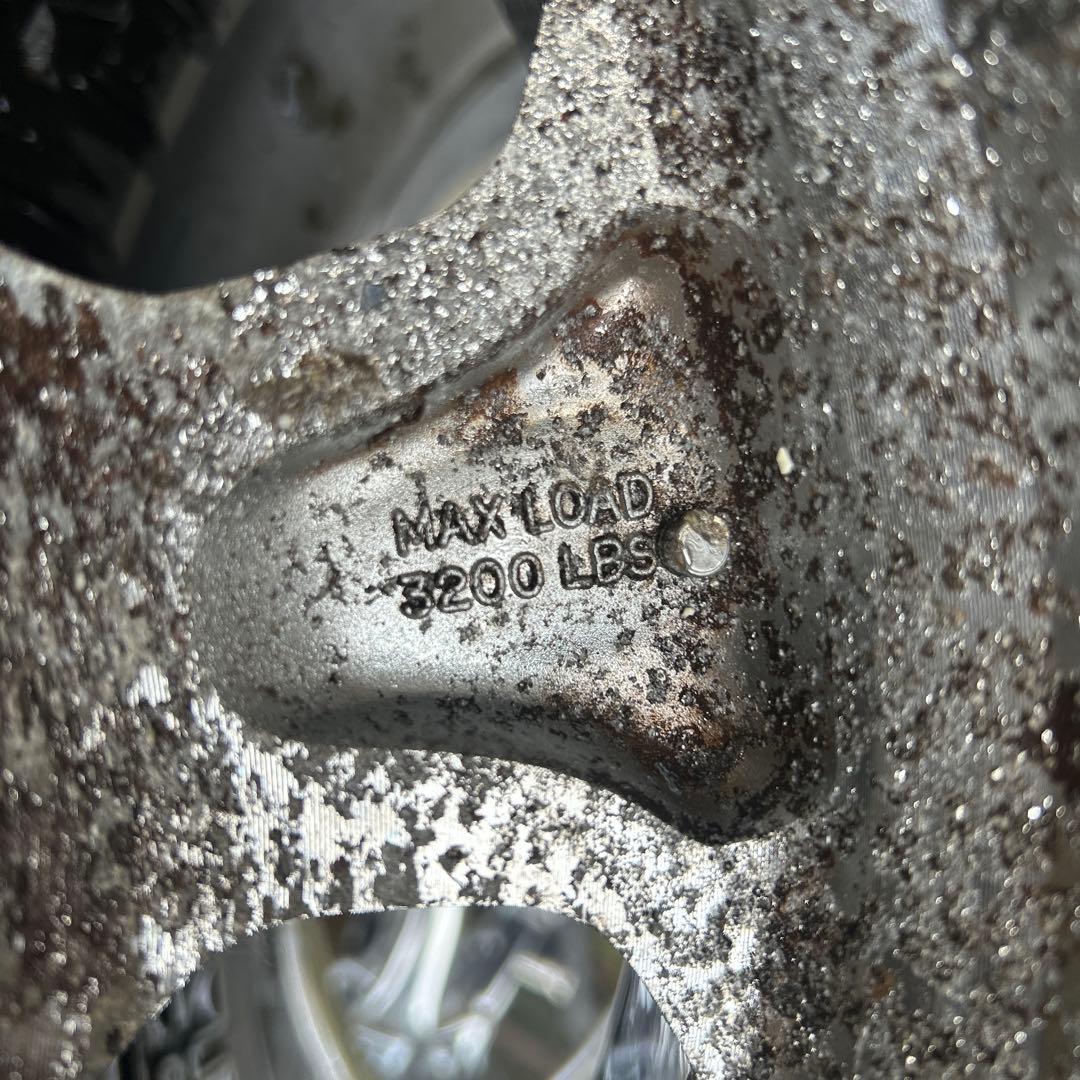 石ころ エクスカージョンF250 F350 8穴ホイール スペーサー付き