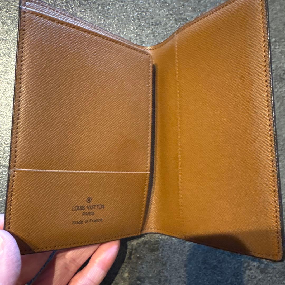 Louis Vuitton モノグラム パスポートケース　ルイヴィトン