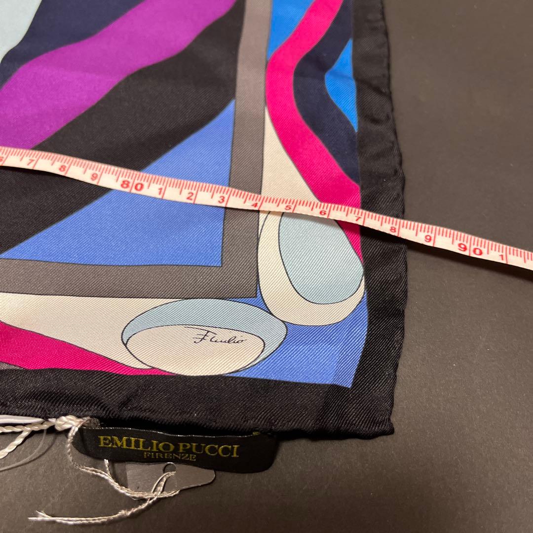Emilio Pucci 大判シルクスカーフ