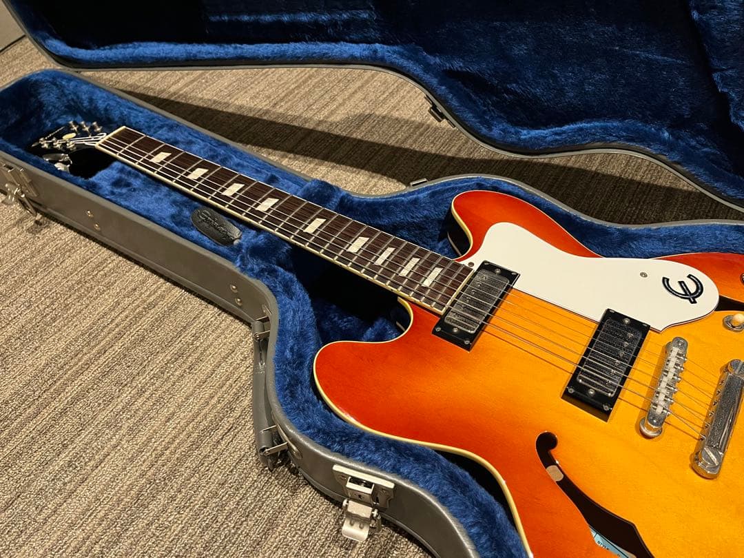 ギター Epiphone Elitist 1966 Custom Riviera