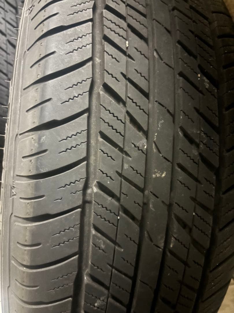 タイヤ　4本　DUNLOP GRANDTREK AT23 265/65R18