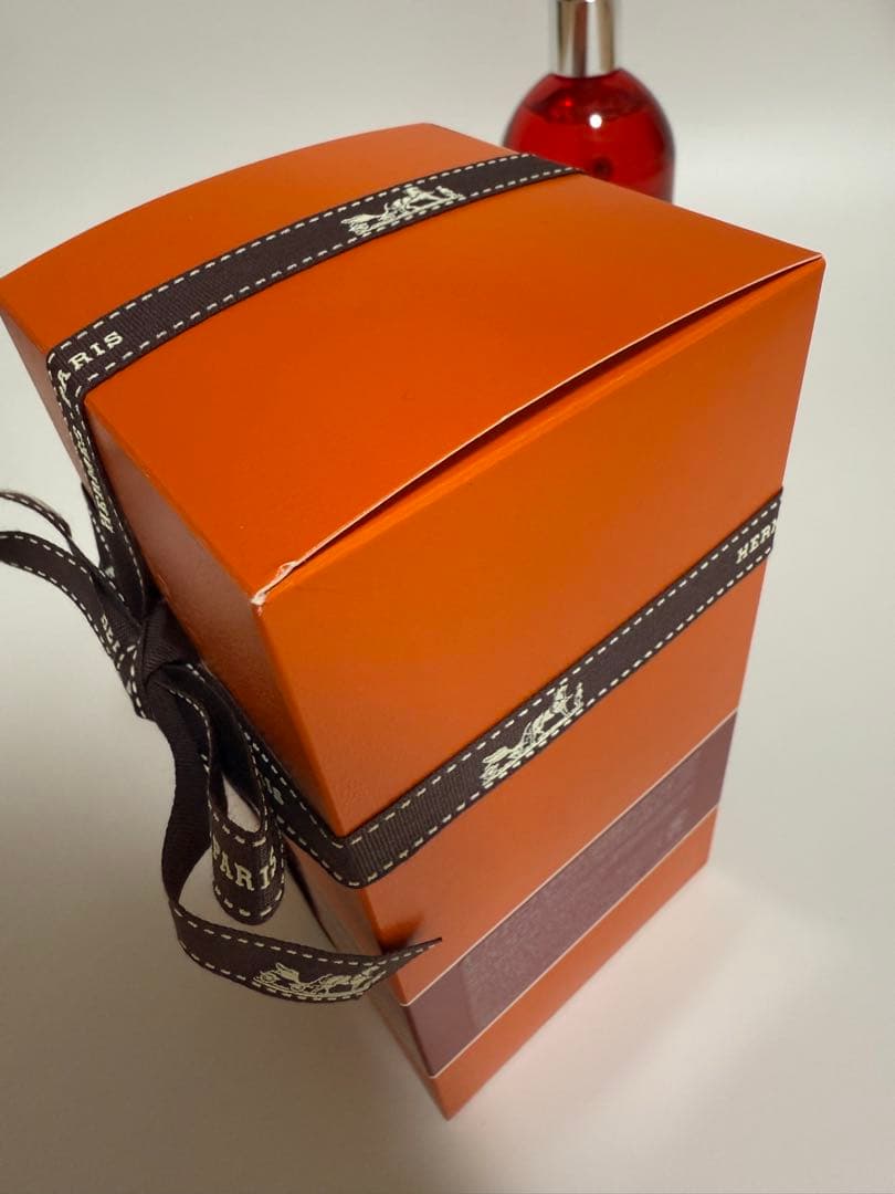 未使用品 HERMES 300mL ラバー・紙袋付き