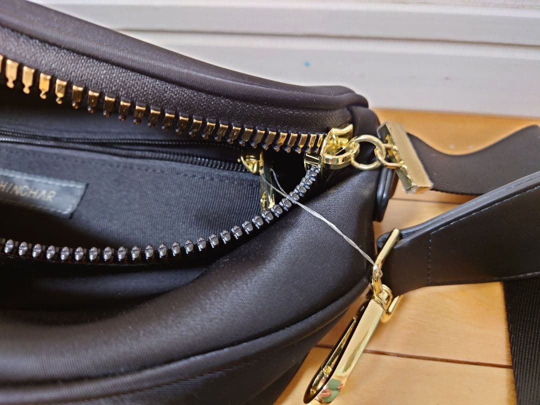【新品未使用】PECHINCHAR ショルダーバッグ　ボディバッグ　2WAY