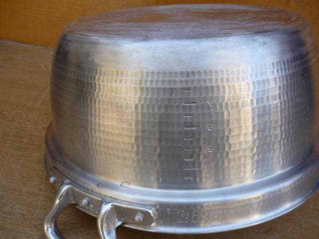 両手鍋・木蓋付き　業務用　アルミ製　料理鍋　美品