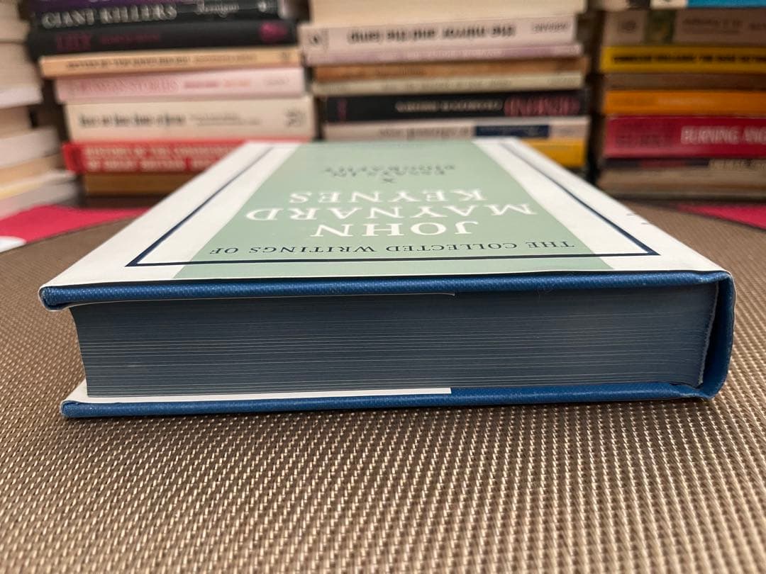 洋書 John Maynard Keynes Essays in Biography