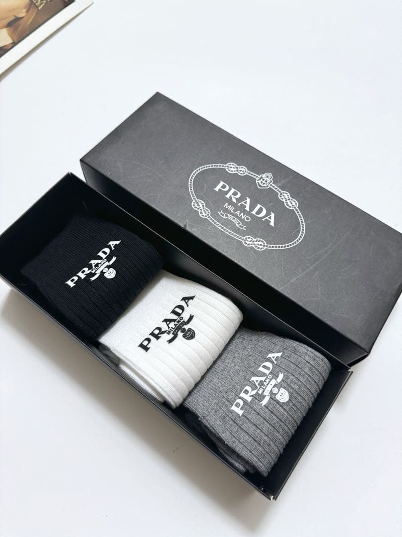 PRADA ロゴ リブソックス 3点セット