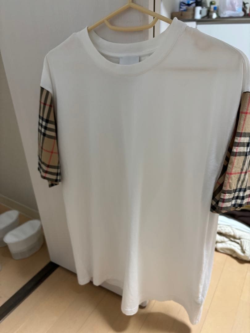 美品BURBERRY チェック柄袖 Tシャツ S