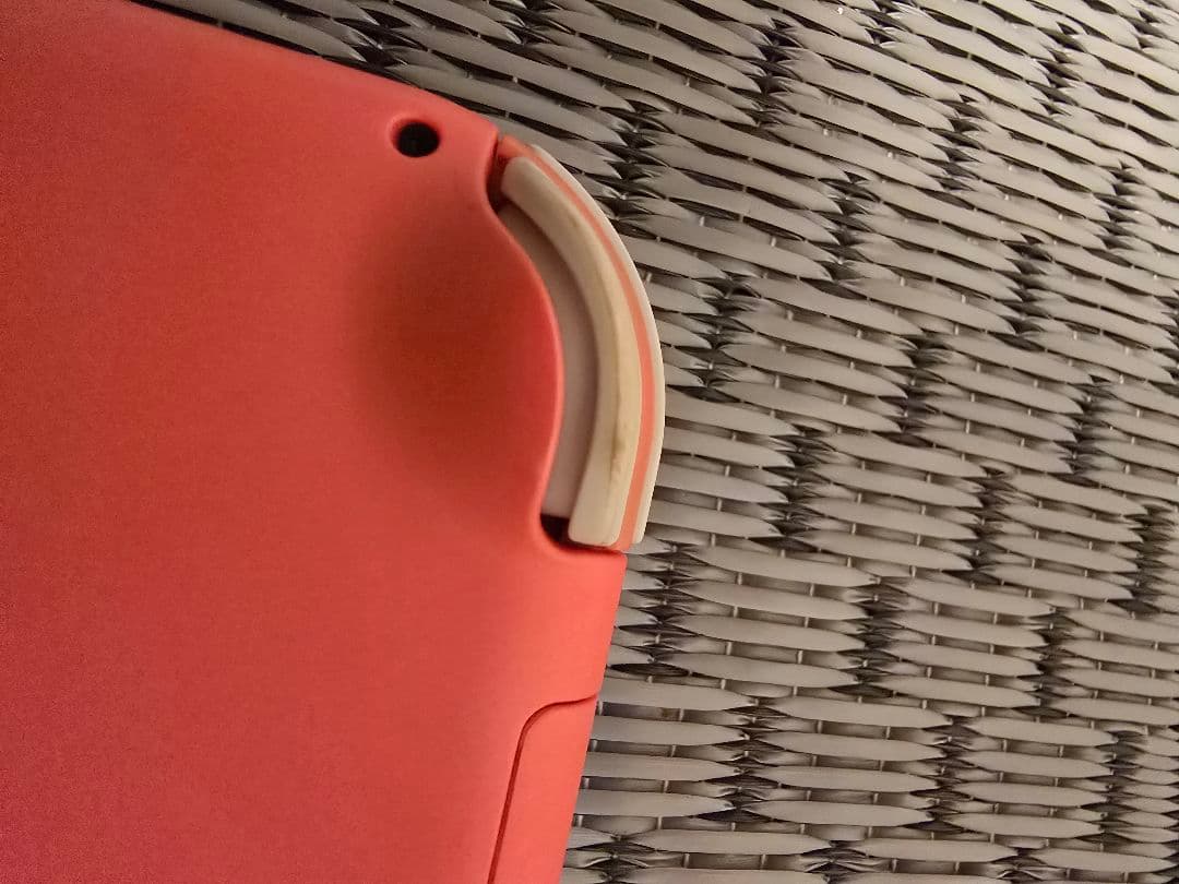 【訳あり】Nintendo Switch Lite 本体のみ（コーラル）