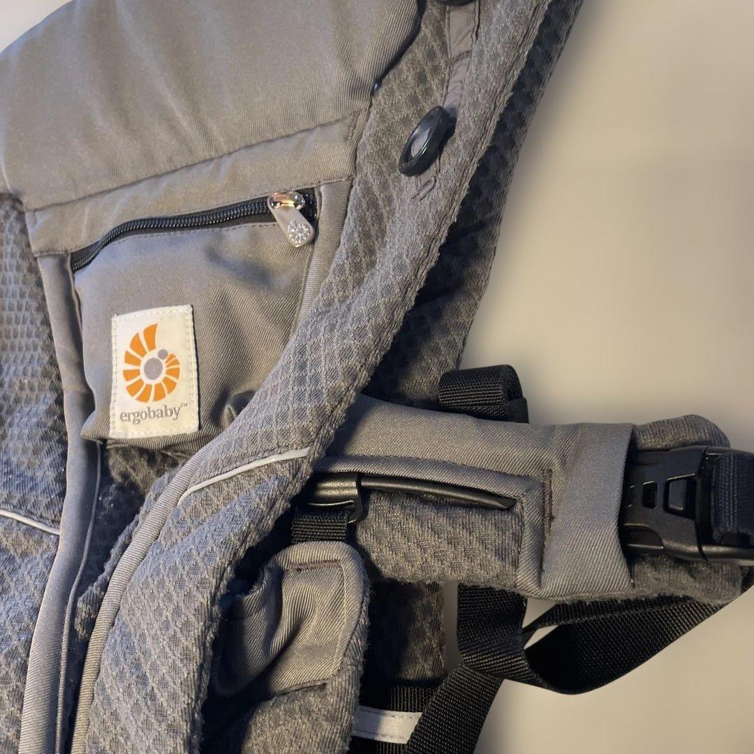 美品　ergobaby オムニブリーズ OMNI breeze 抱っこ紐
