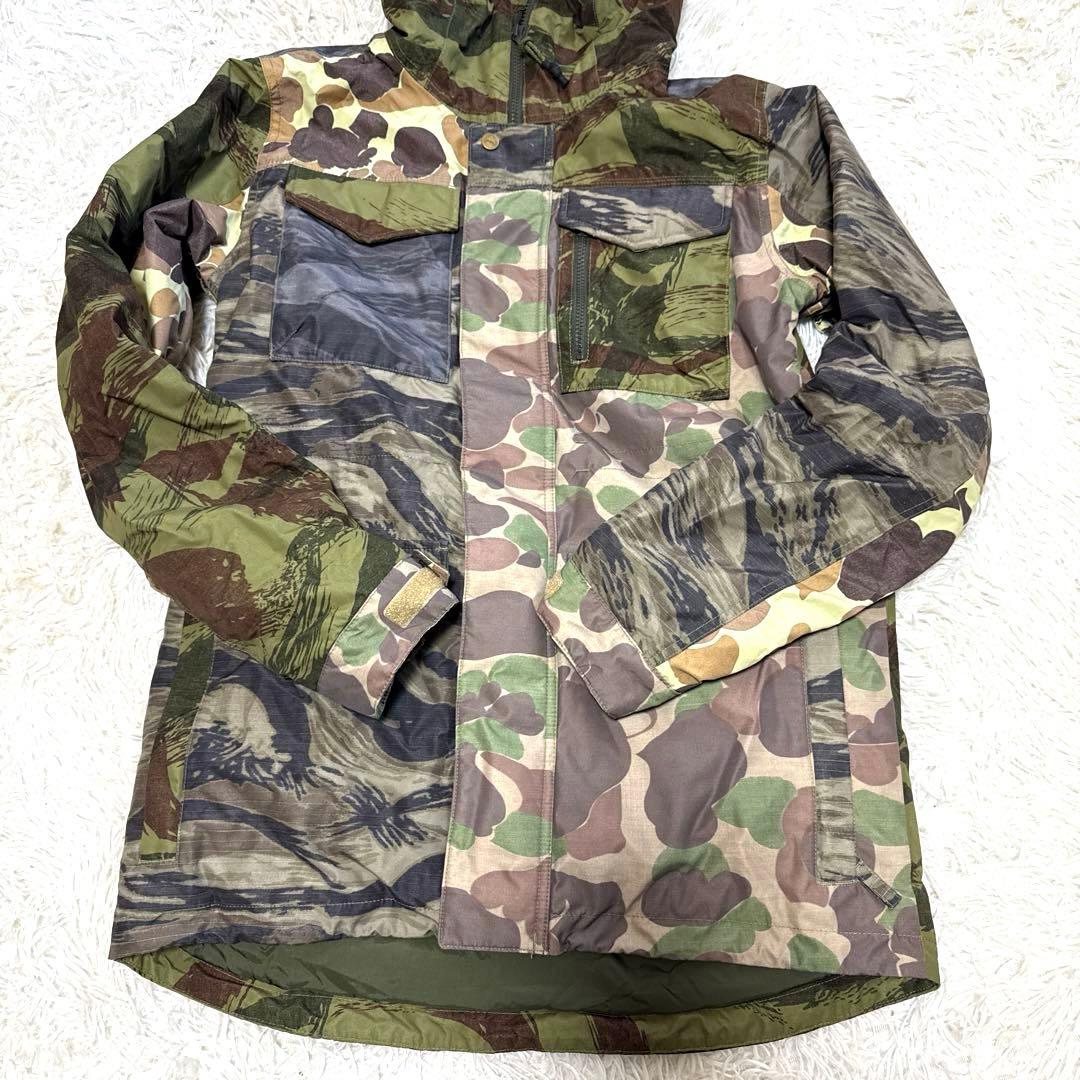 BURTON バートン　スノーボードジャケット　迷彩　カーキ　メンズS