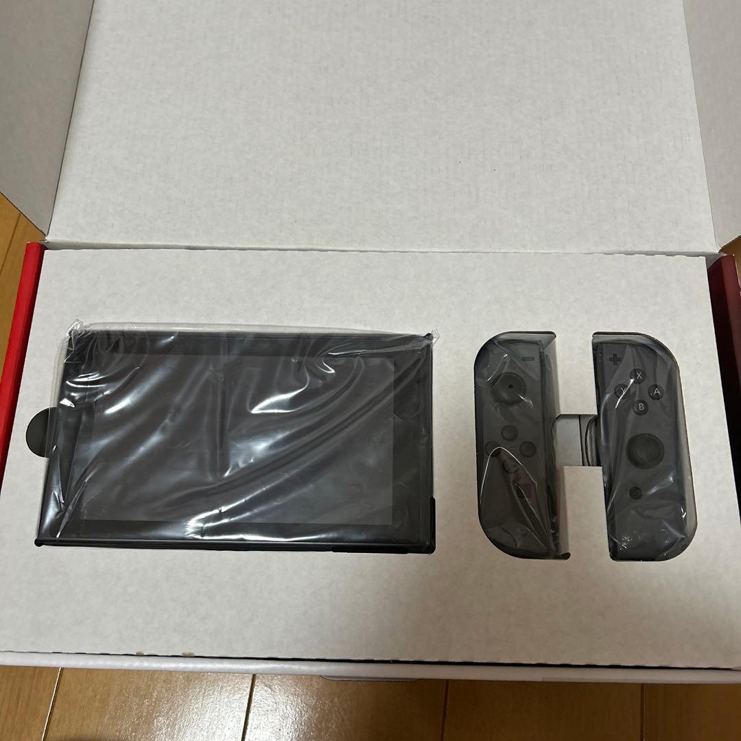 箱有り　Nintendo Switch グレー 本体