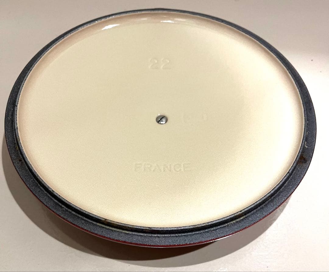 ル・クルーゼ　Le Creuset ココットロンド 22cm オレンジ IH対応