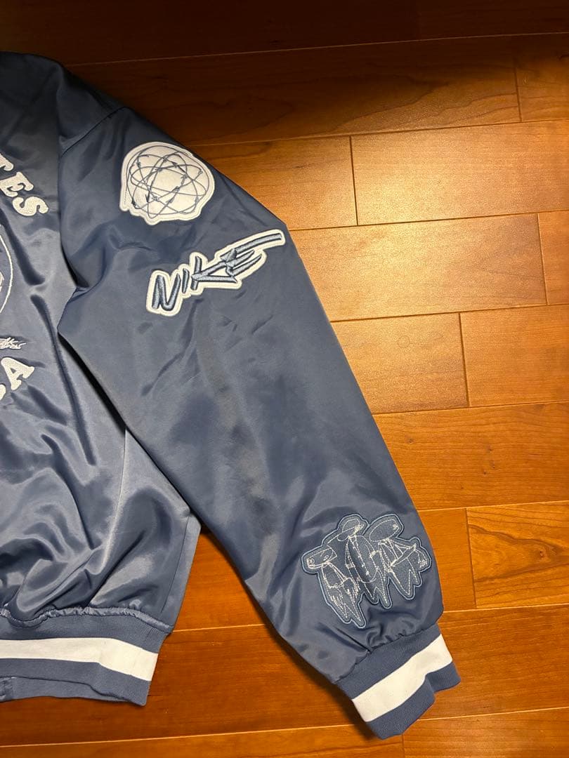 NIKE ブレイキン サテン ジャケット