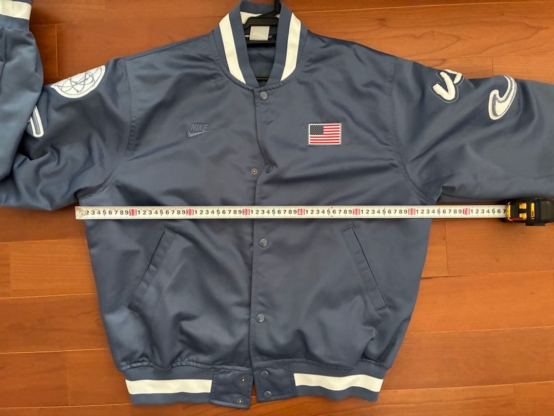 NIKE ブレイキン サテン ジャケット