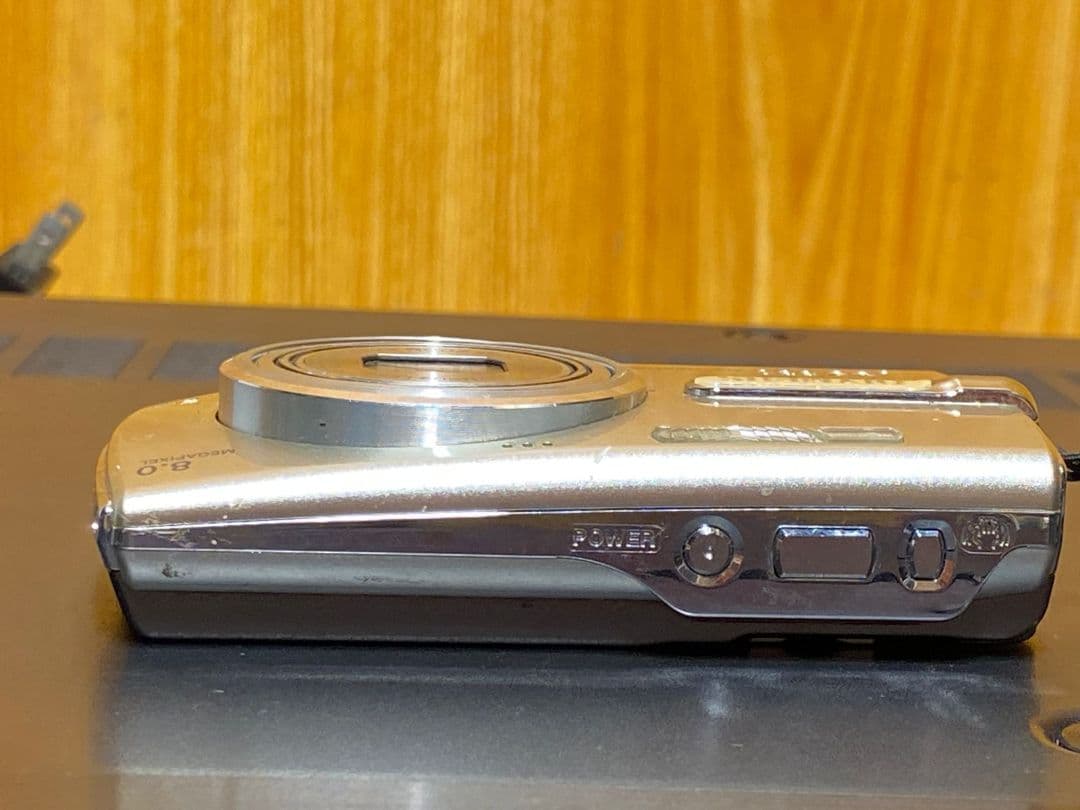 OLYMPUS デジタルカメラ 8.0メガピクセル