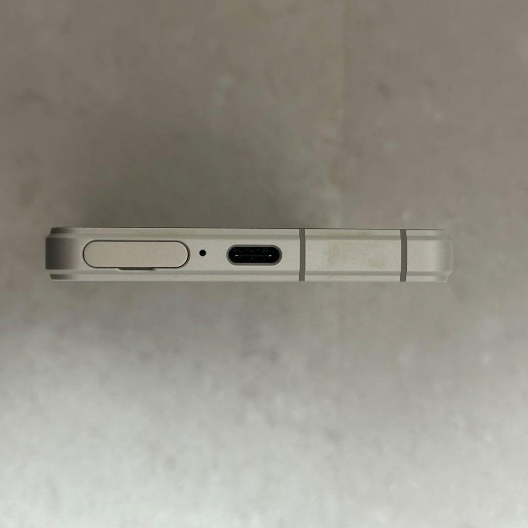 Xperia 5 V XQ-DE72 海外版
