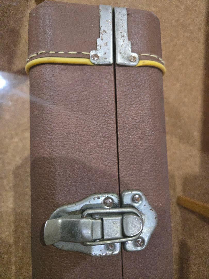 ギブソンサンダーバード （97年製中古）ケース有
