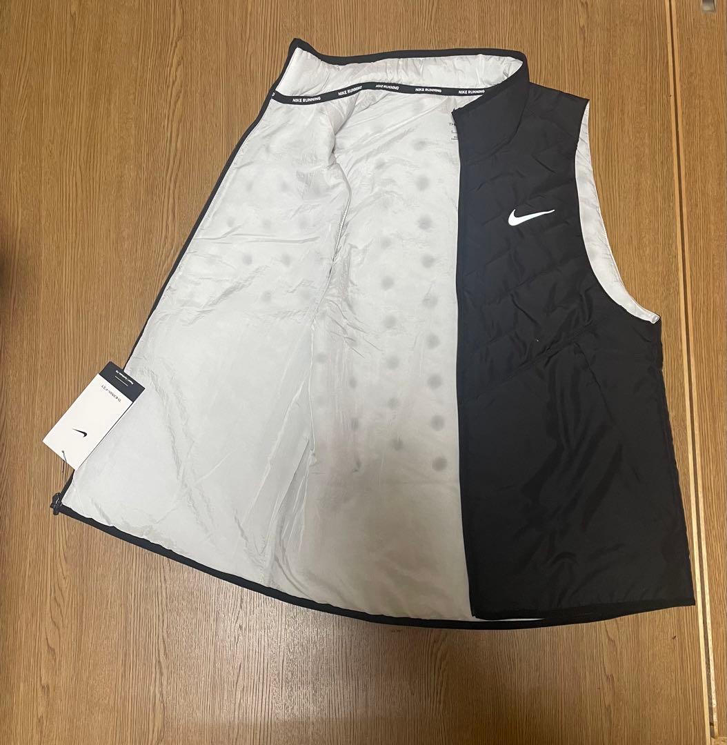 新品ナイキ　ランニングベスト　メンズ　ブラック　Therma-FIT M