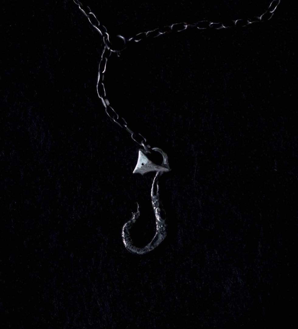 バケさん専用Destroyed Carabiner Necklace