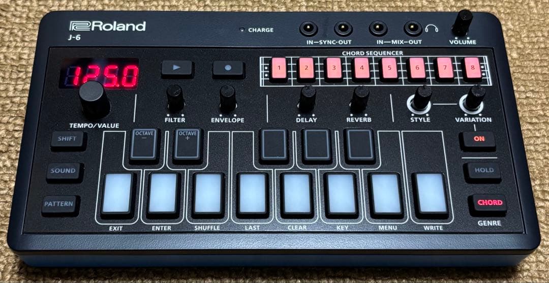 新品同様美品 Roland AIRA Compact J-6