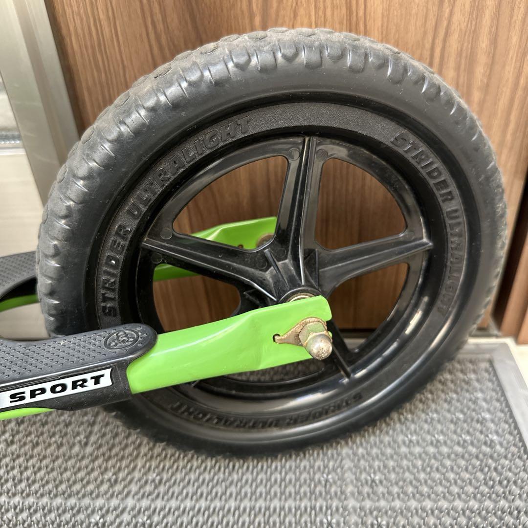 STRIDER ストライダー スポーツ　緑　グリーン　12インチ キックバイク