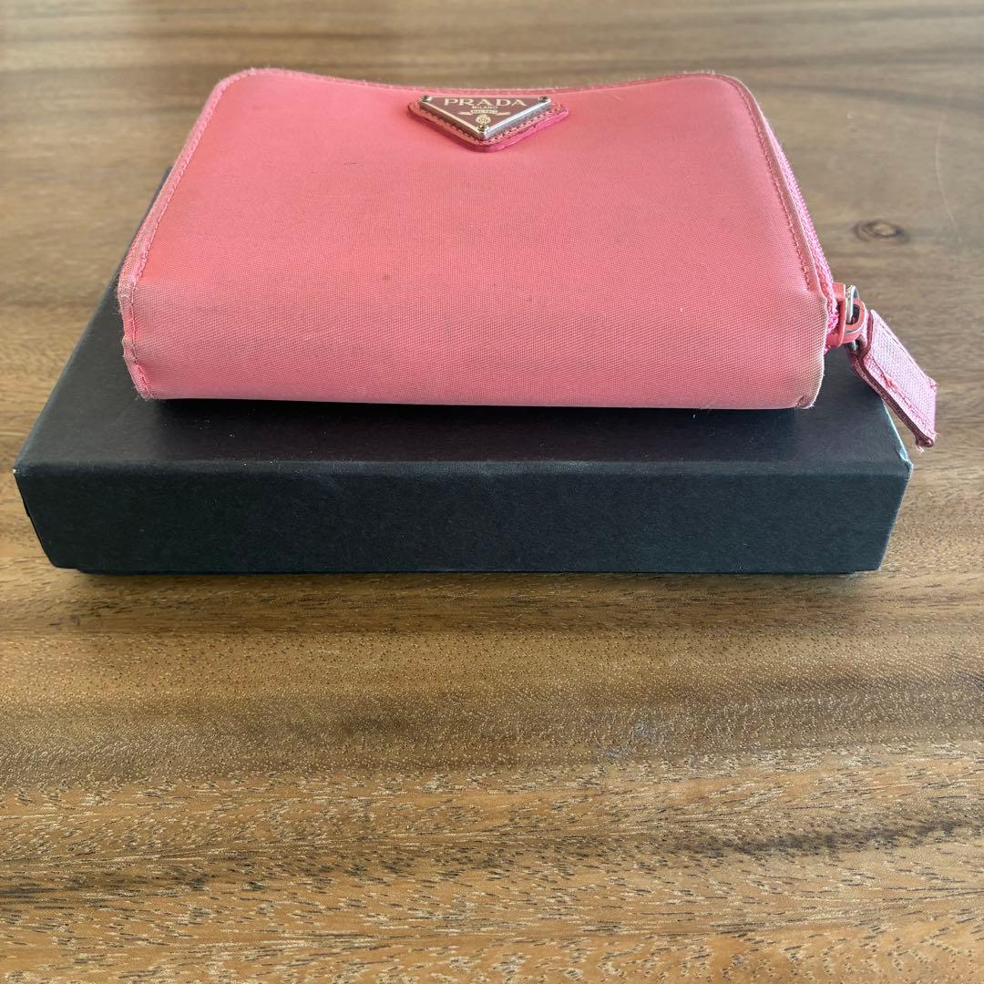 PRADA 二つ折財布　サフィアーノレザー　プラダ