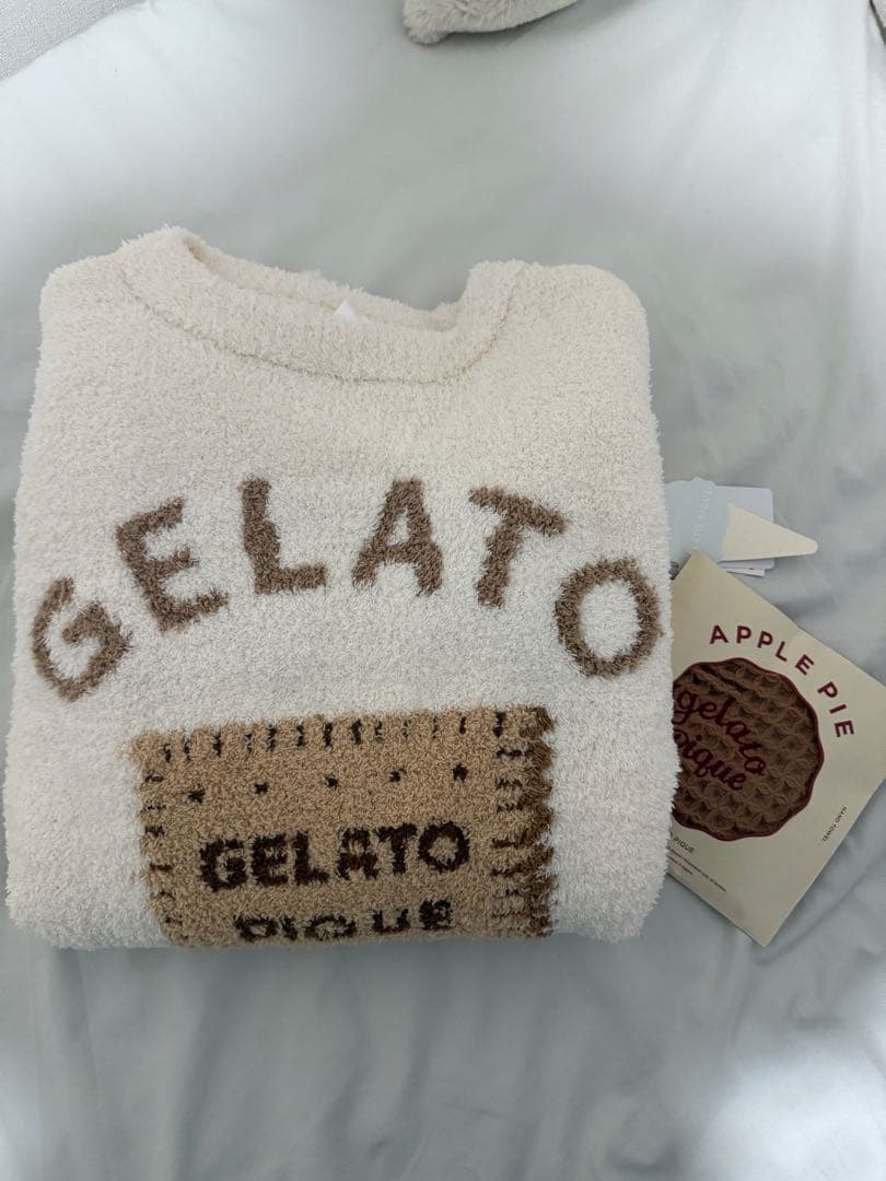 GELATO PIQUE ロゴ刺繍 ルームウェア上のみ　ビスケットハンドタオル付