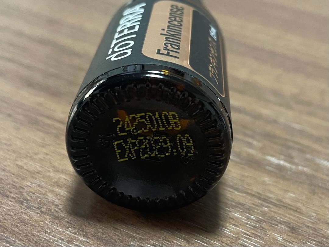 ドテラ　doTERRA フランキンセンス　15ml 新品未開封正規品