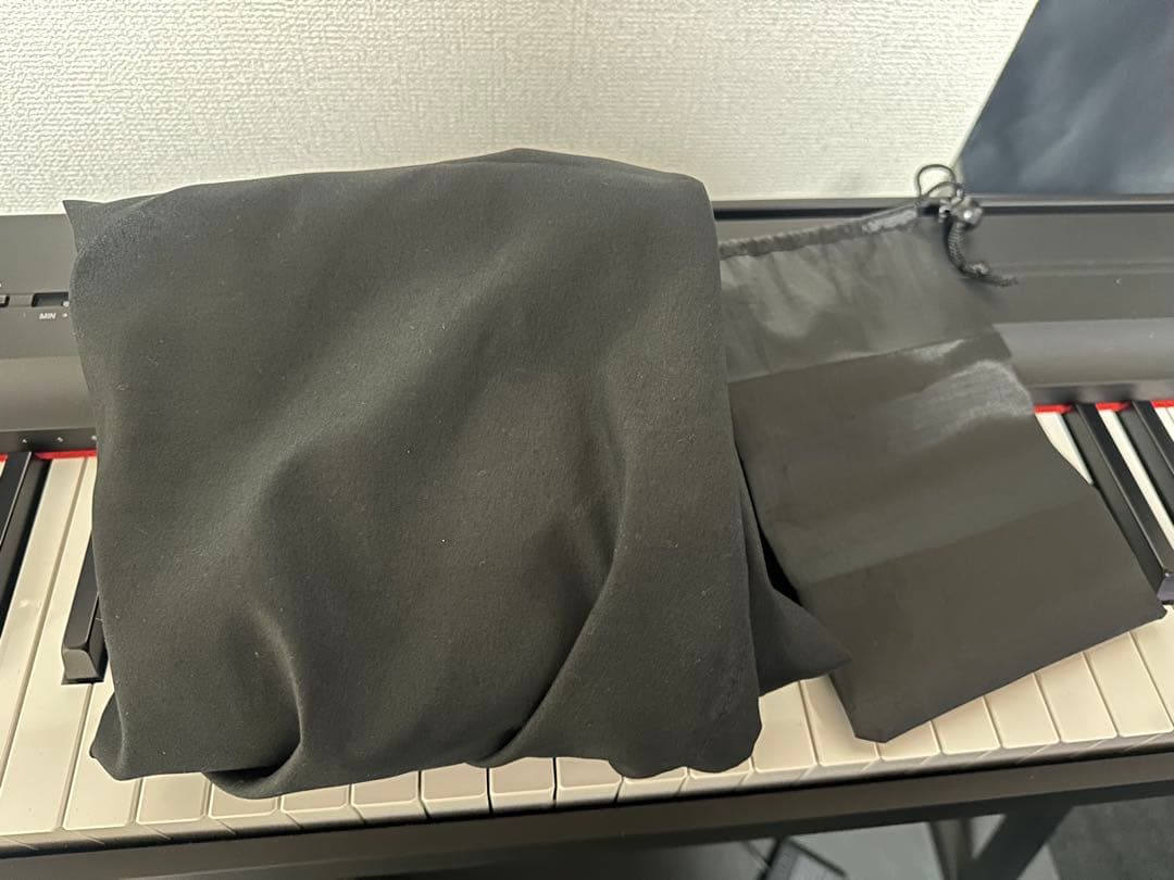 電子ピアノ 88鍵 ブラック カバー付き