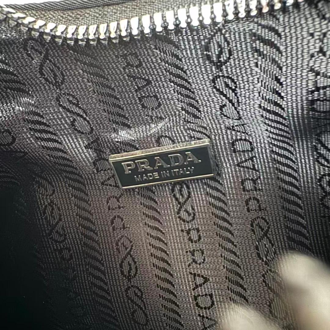 PRADA プラダ ノベルティ ショルダーバッグ