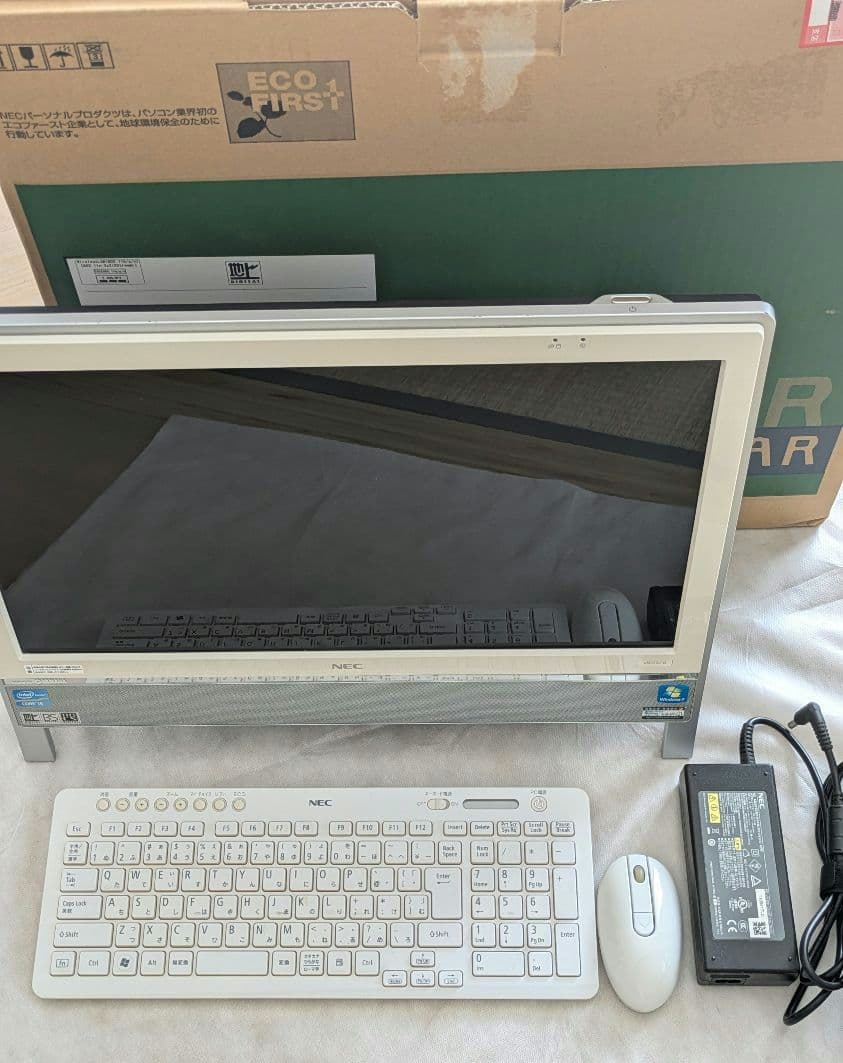 【美品】NEC バリュースター 一体型 Core i5 1.5TBヤマハ 元箱付