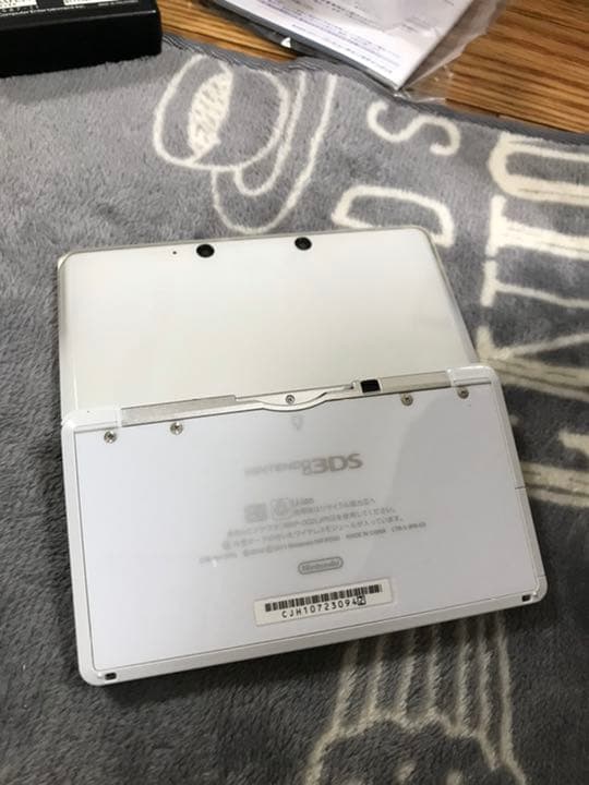 ニンテンドー 3DS ホワイト&ワンピースグランドバトルセット