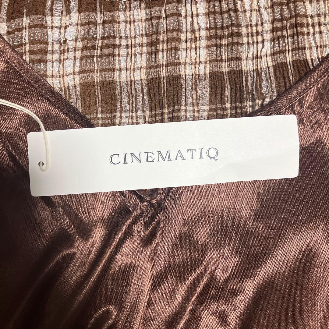 お値下げします！タグ付きcinematiq マジョリカワンピ　元鈴木