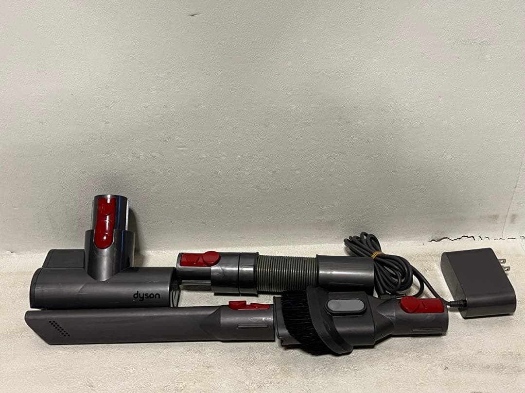 動作品ダイソンコードレス掃除機 dyson sv12 V10 r