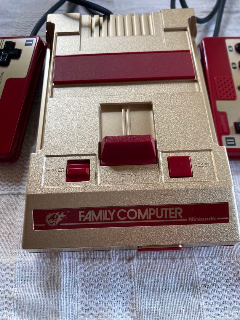 ニンテンドークラシックミニ　ファミリーコンピュータ　ジャンプパージョン