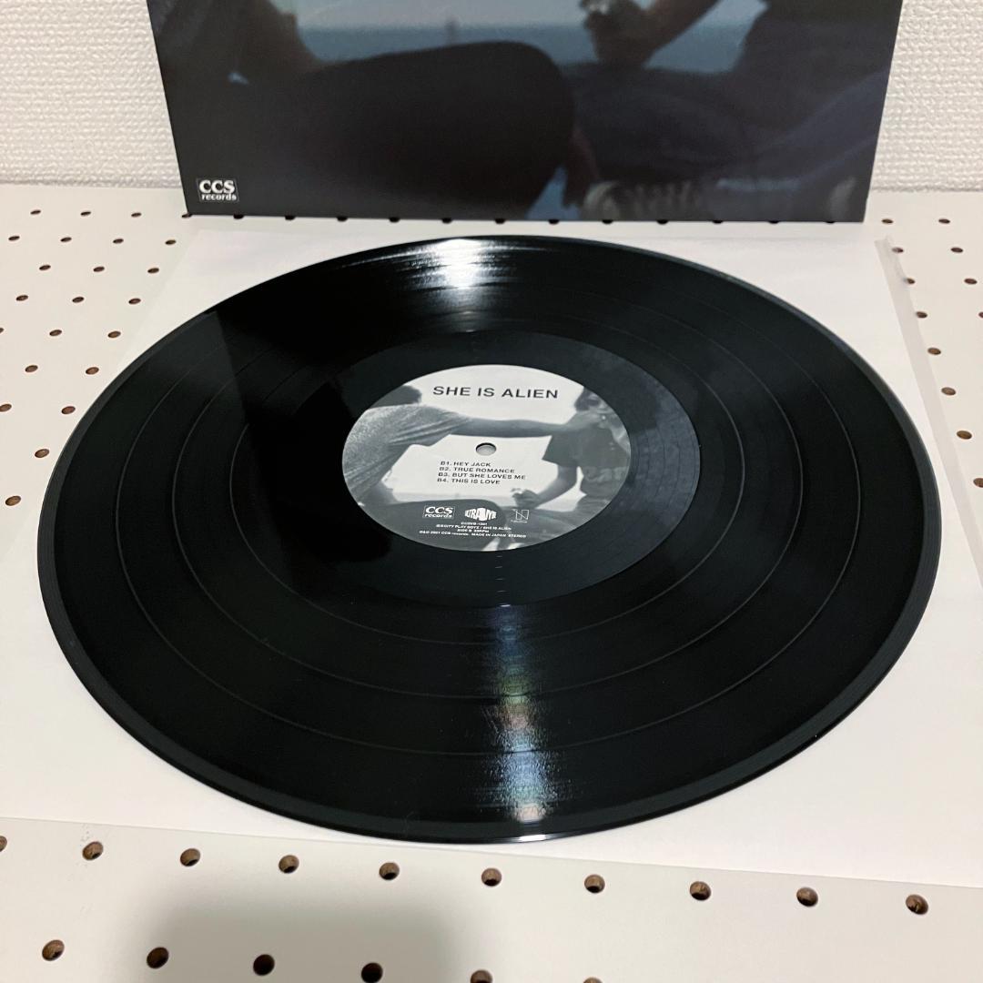 週末CITY PLAY BOYZ「SHE IS ALIEN」2LPレコード