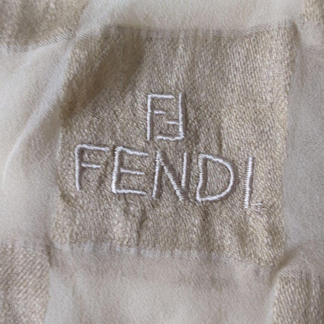 FENDI 未使用タグ付き リネンシルク春ストール訳あり