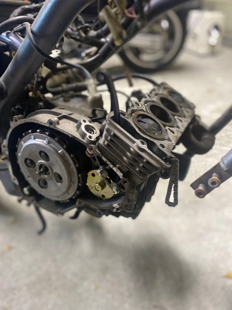 バリオス1 A5 エンジン 腰下