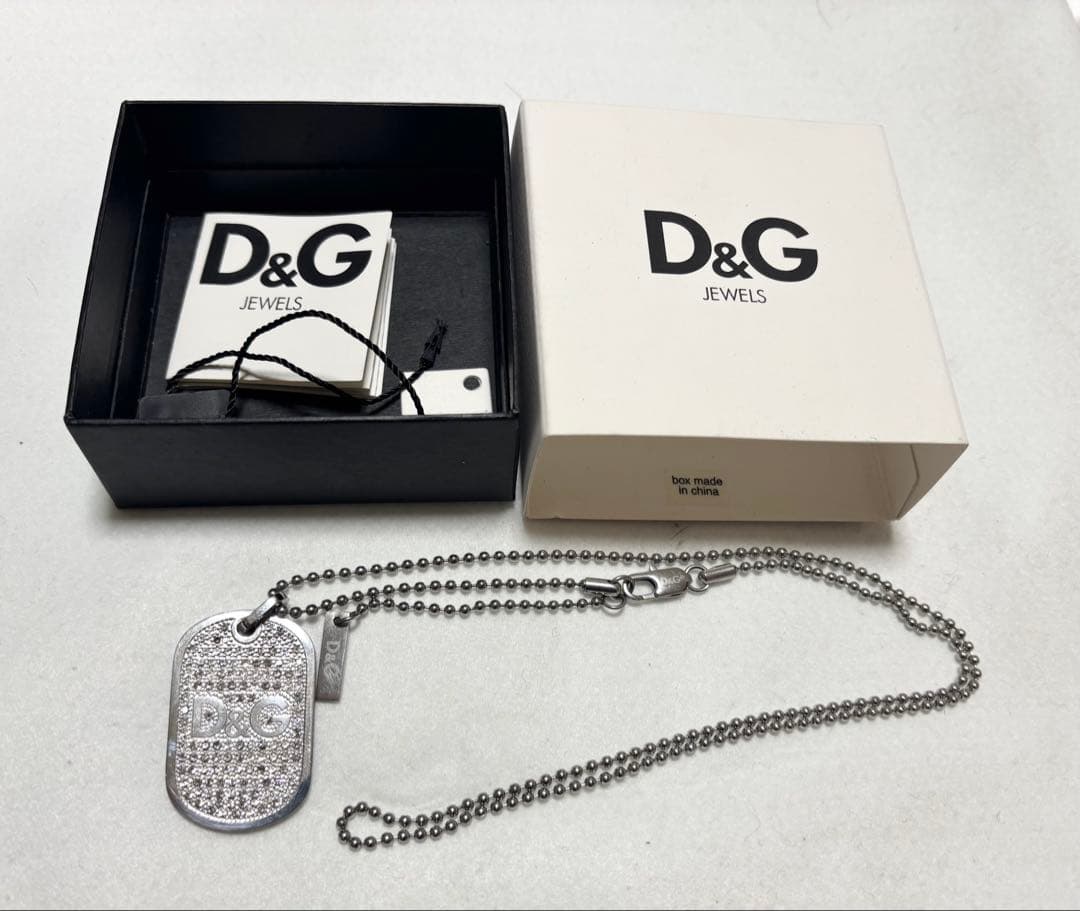 D&G ドルチェ&ガッバーナ ドッグタグ ネックレス シルバー ラインストーン