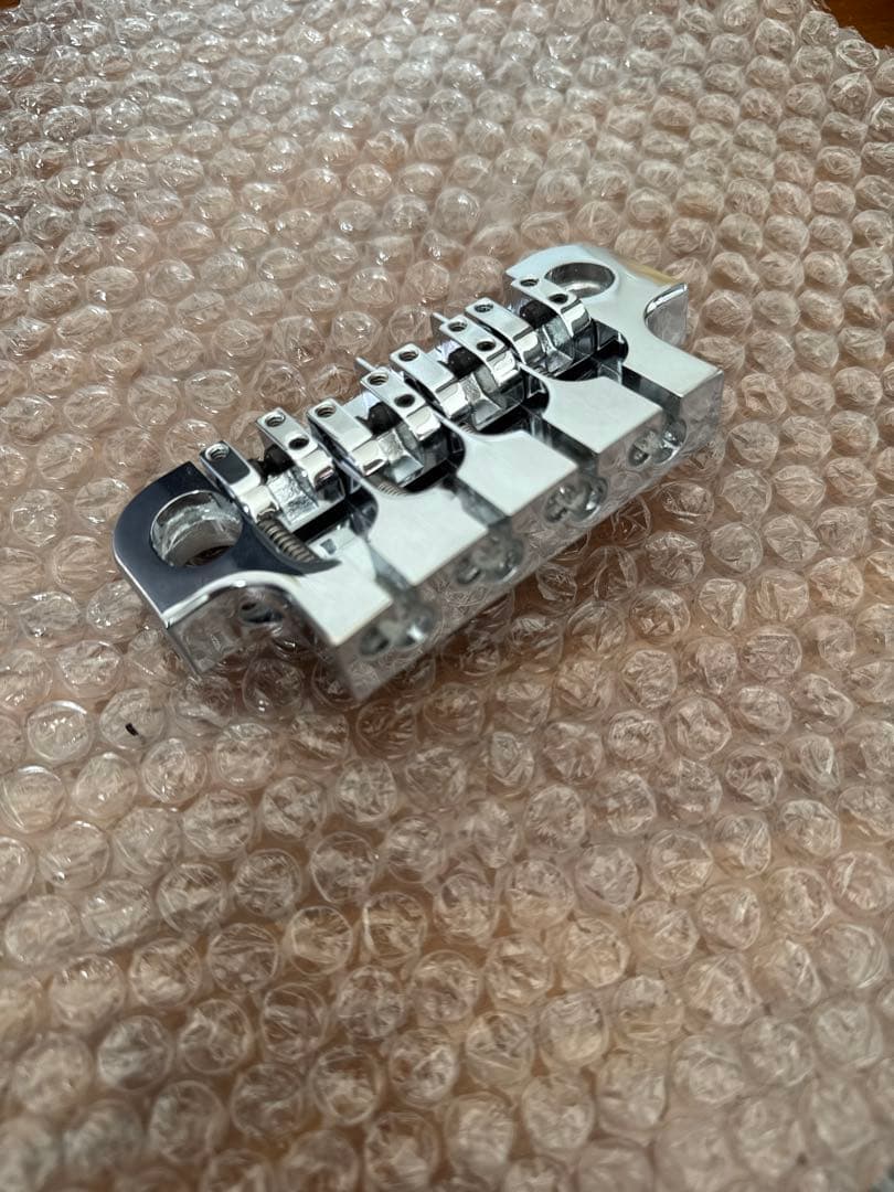 ベース HIP SHOT 2 Point Super Tone Bass Bridge