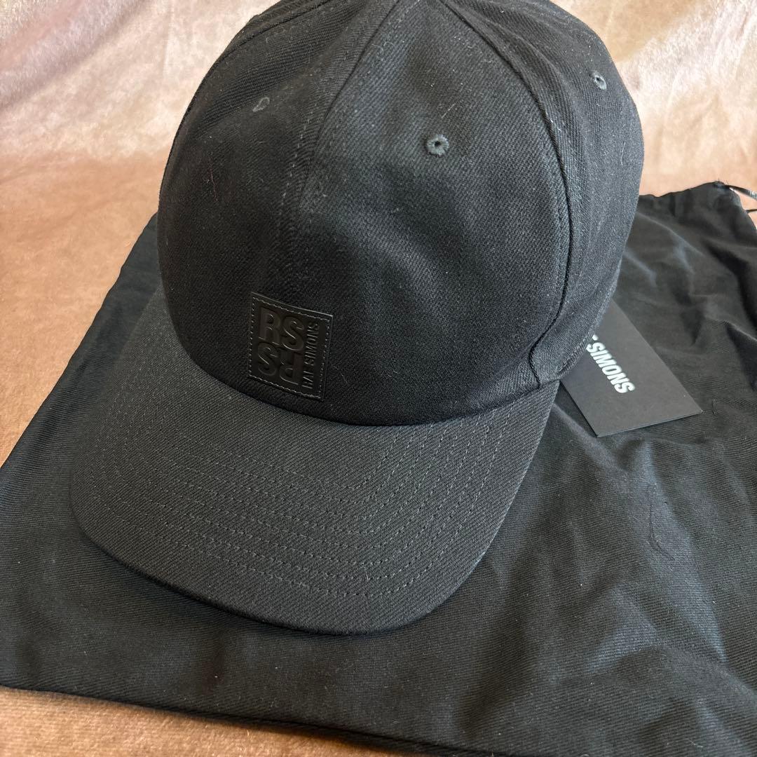 RAF SIMONS ロゴ キャップ レザーパッチ 23SS