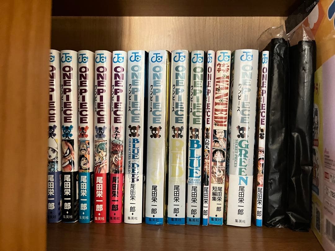 ONE PIECE ワンピース まとめ売り＋公式ガイドブック・短編集