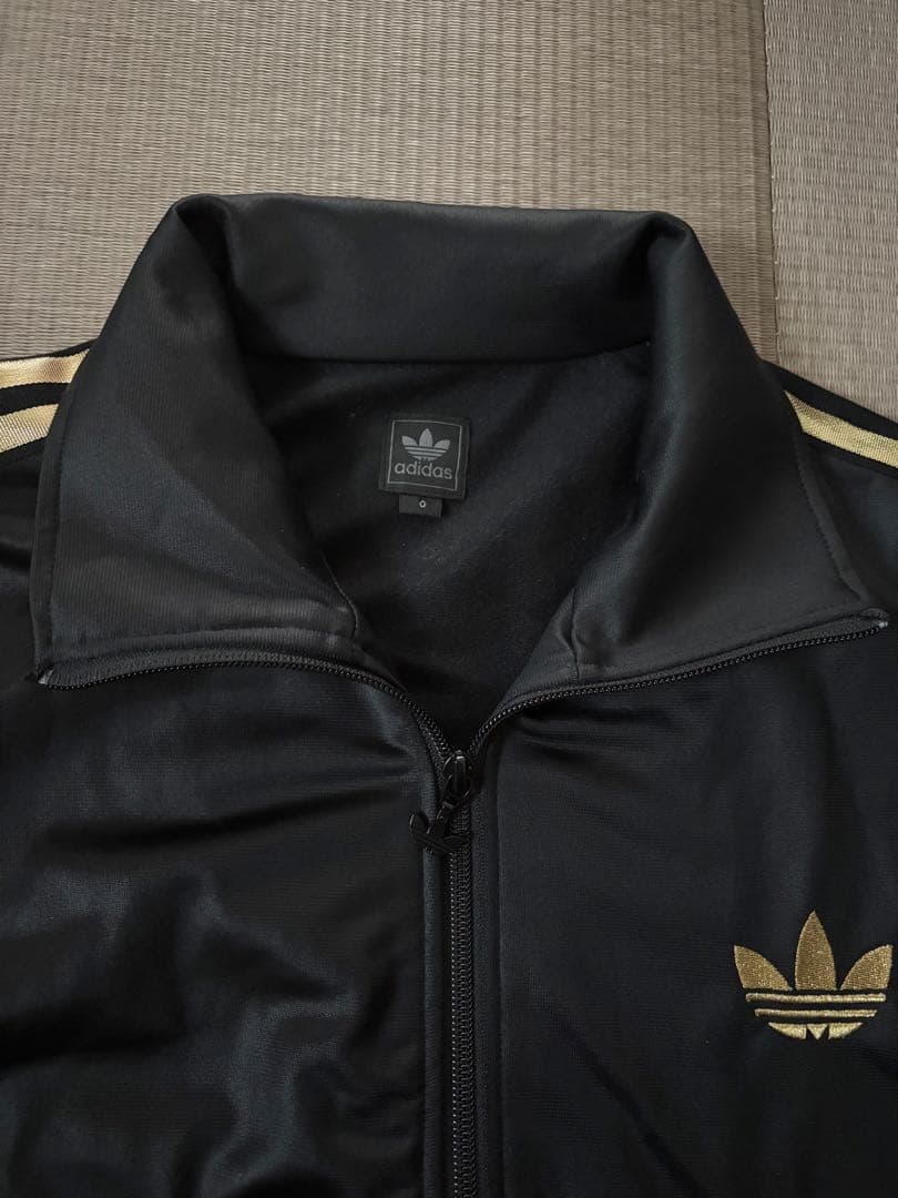 adidas ファイヤーバード トラックジャケット ゴールドライン O