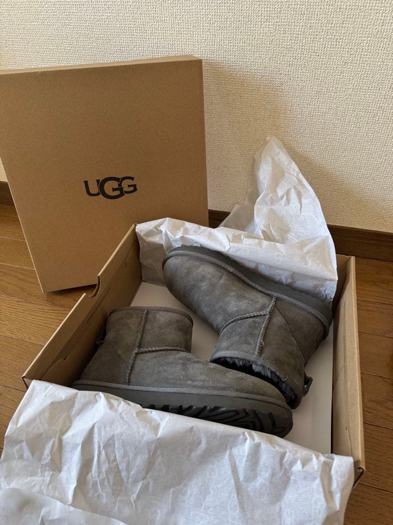 UGG Classic Mini II グレー 24.0cm