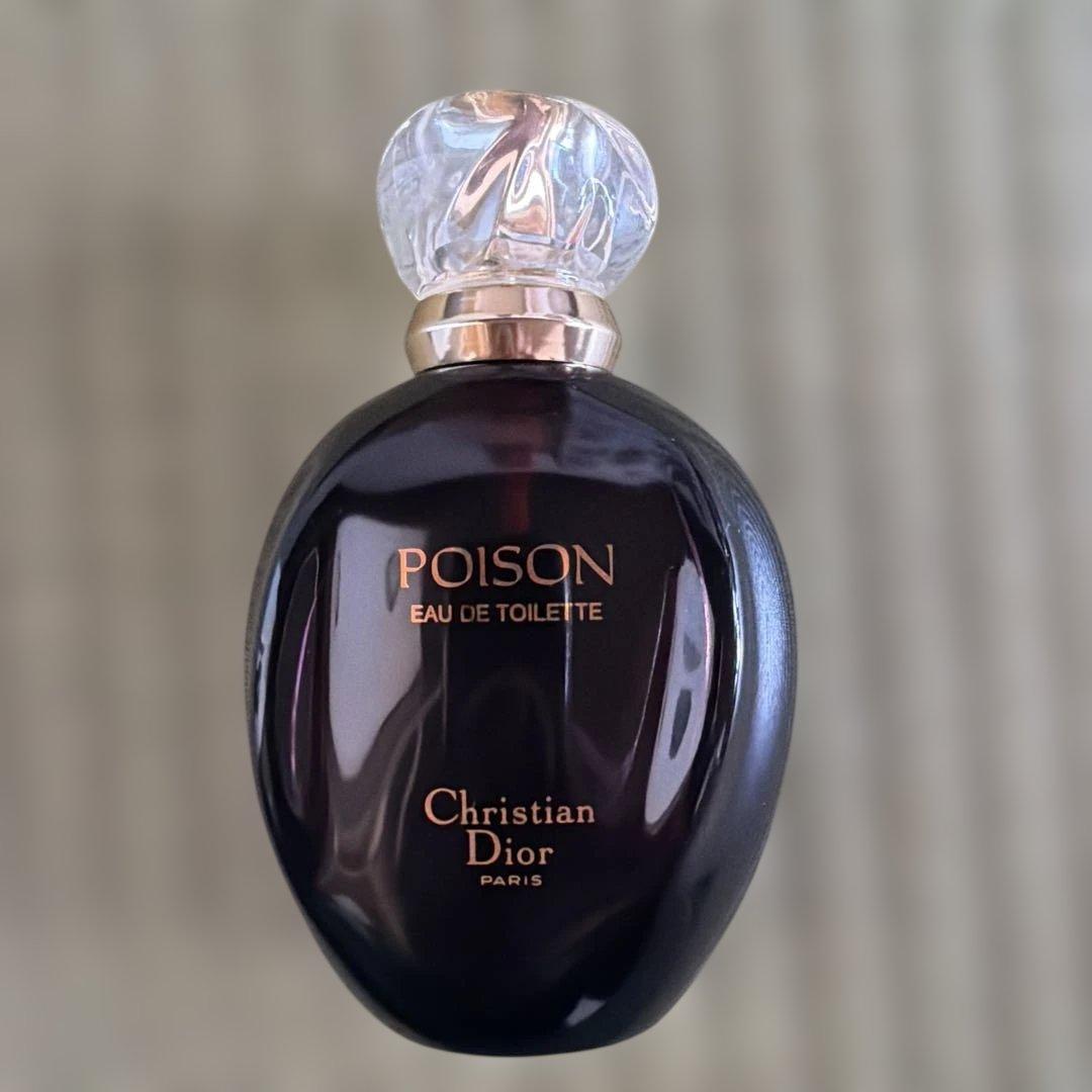 香水POISON